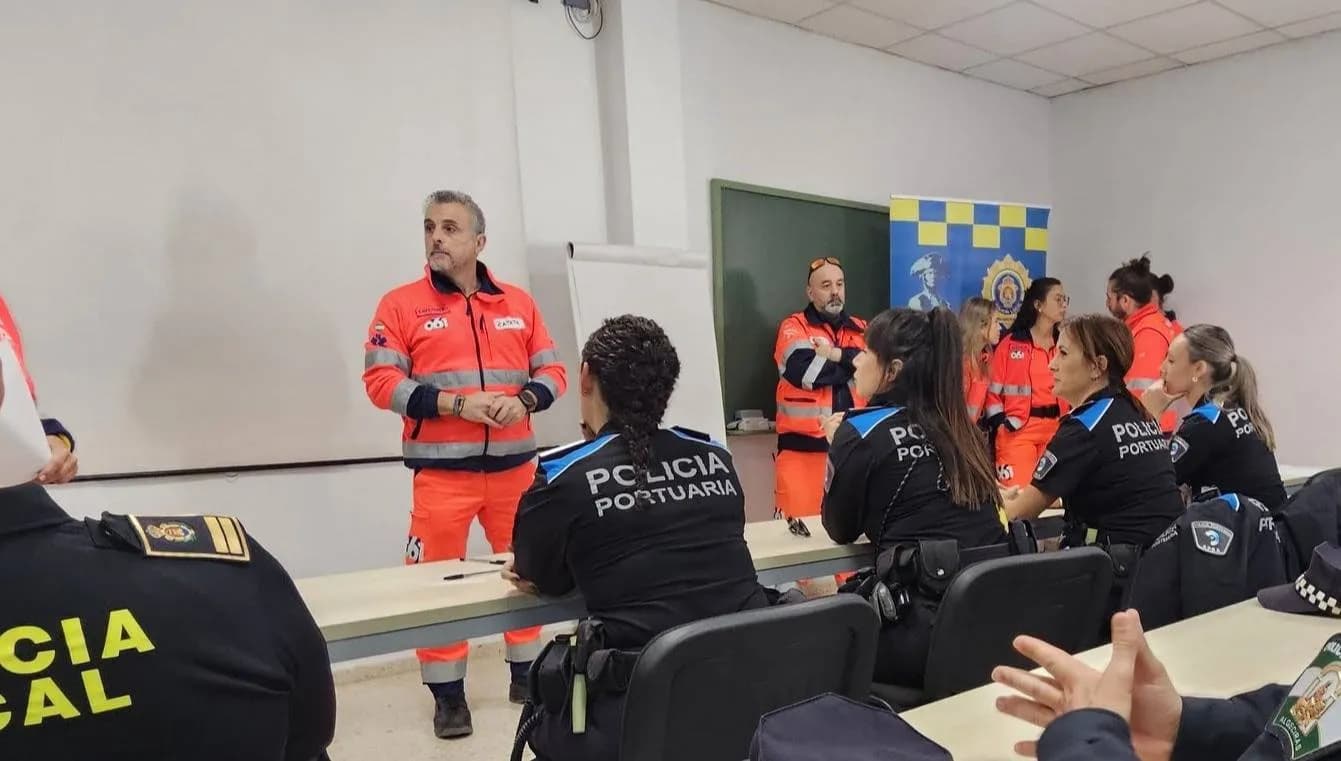 La Policía Portuaria de Algeciras refuerza su formación en primeros auxilios y emergencias sanitarias
