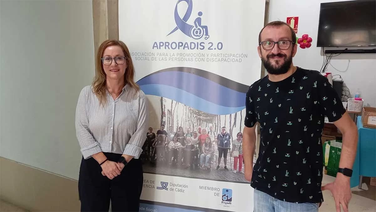 La Fundación Cepsa visita a Apropadis 2.0, ganadora del Premio al Valor Social 2022