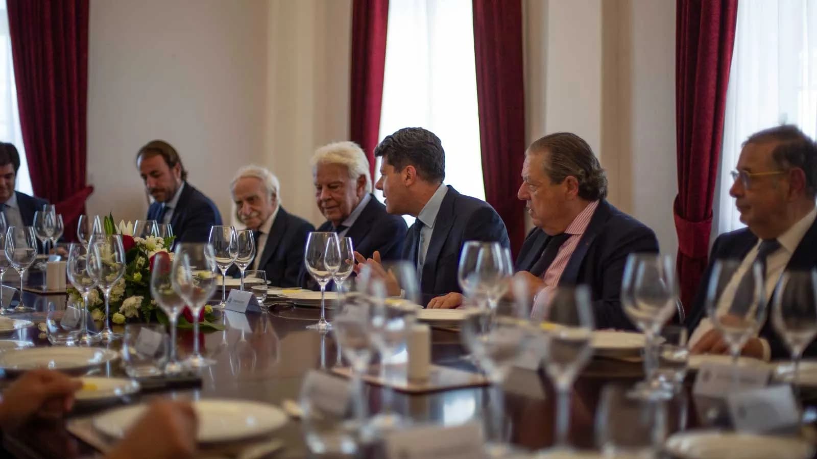 Gibraltar ofrece un almuerzo al Consejo de Administración de Boluda