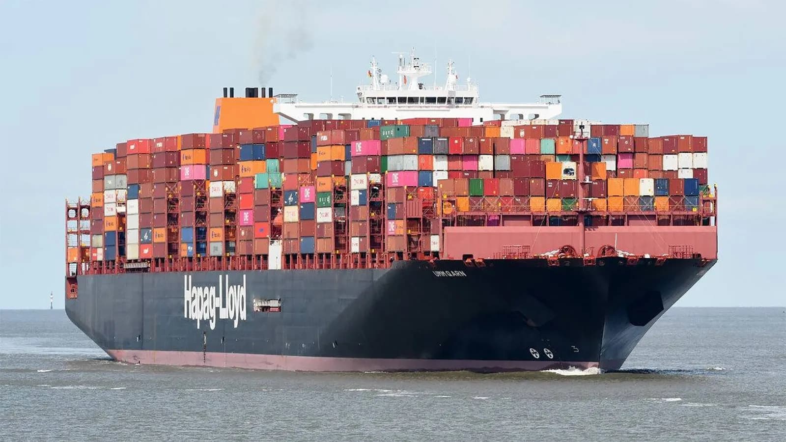 Maersk fija el primer tránsito del servicio AE12 por el Canal de Suez con doble escala en el puerto de Algeciras