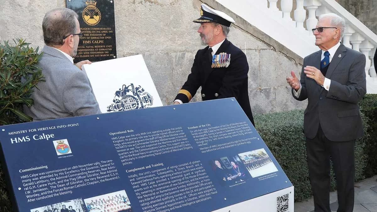 Gibraltar homenajea a la HMS Calpe con una placa conmemorativa y un panel de interpretación