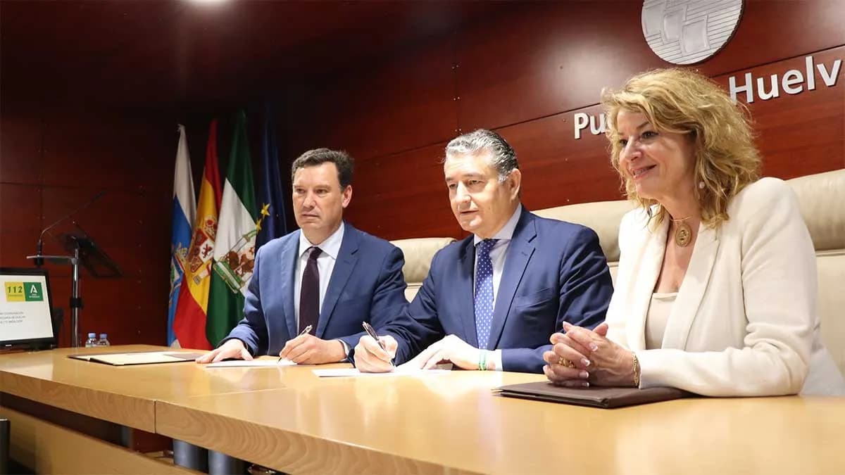 Convenio de colaboración entre la Autoridad Portuaria de Huelva y el 112 para reforzar la respuesta ante emergencias
