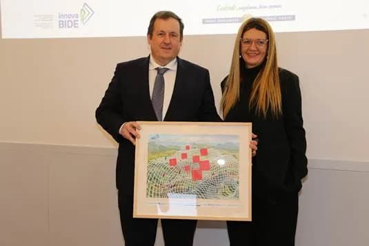 El Clúster de Movilidad y Logística de Euskadi recibe el Reconocimiento Innovabide 2024