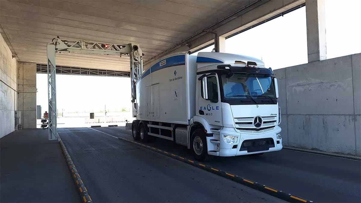 El Puerto de Barcelona lanza una nueva aplicación para optimizar la inspección de contenedores