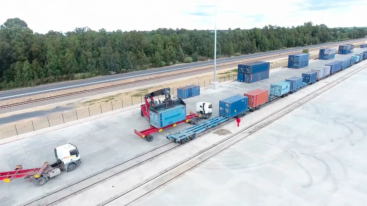 El Puerto de Huelva incrementa su intermodalidad con un nuevo servicio de contenedores a Madrid