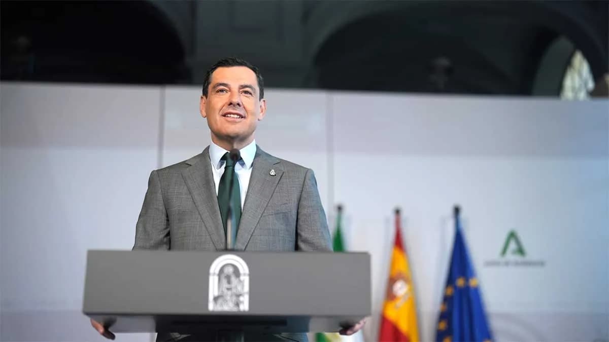 Juanma Moreno ofrecerá su mensaje de Fin de Año desde el puerto de Algeciras