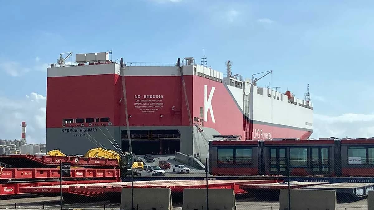 K Line incluye Barcelona en la ruta inaugural de su nuevo buque propulsado por GNL