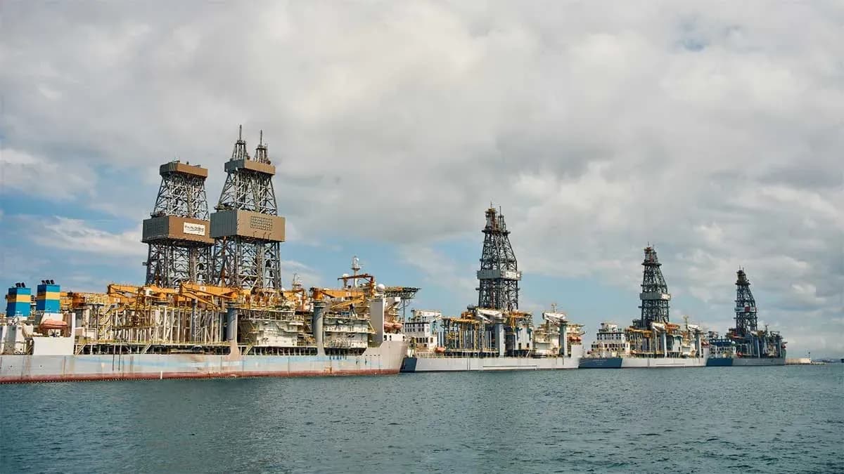 El Puerto de Las Palmas alcanza el 100% de ocupación con once buques offshore operando de forma simultánea