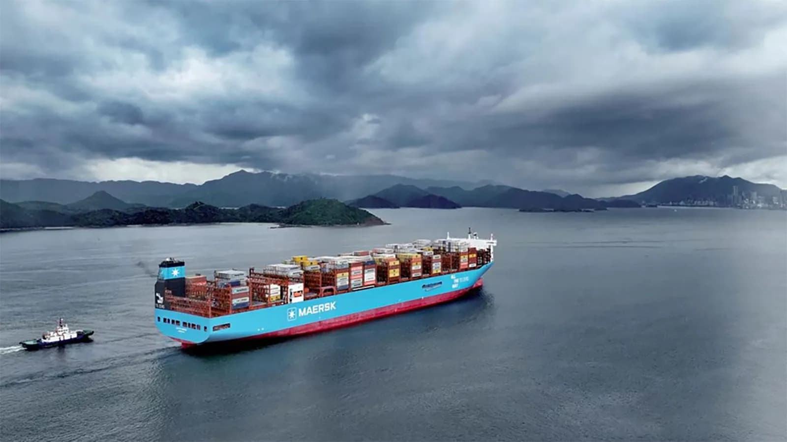 Maersk inicia un regreso limitado al canal de Suez mientras persiste la congestión en los puertos europeos