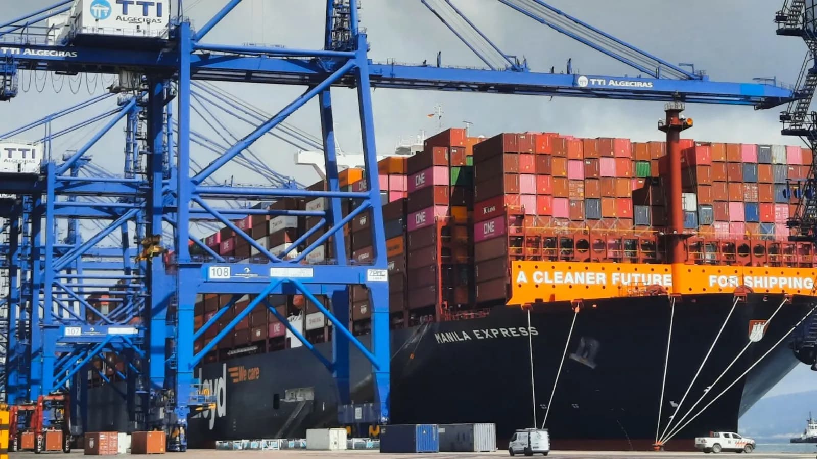 El Puerto de Algeciras mantiene un crecimiento sostenido en su conectividad marítima durante 2023