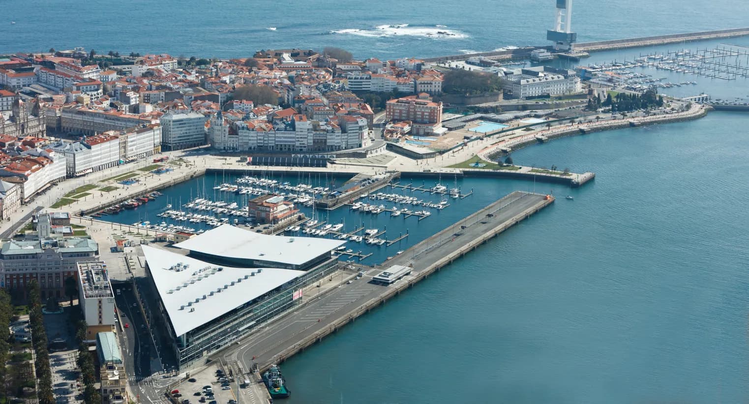 La Autoridad Portuaria de La Coruña licita nuevamente las obras de renovación del muelle de Trasatlánticos