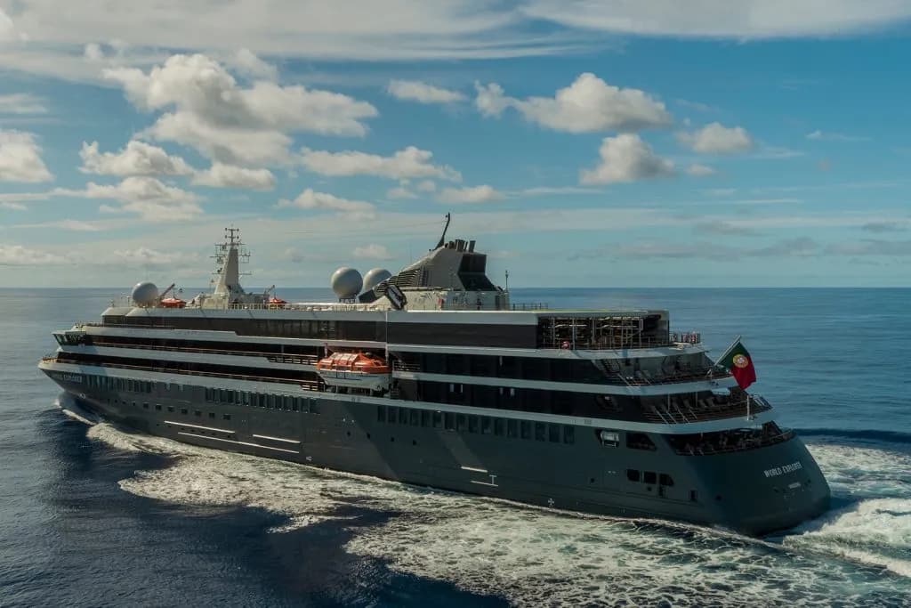 El Puerto de Ceuta recibe al primer crucero de la temporada de otoño