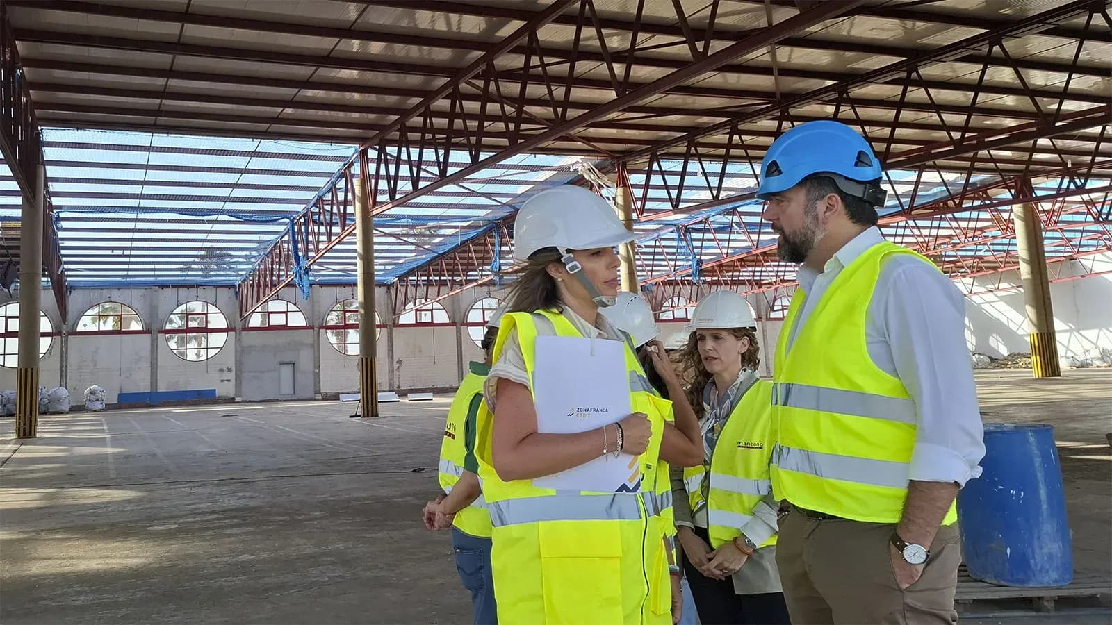 Las obras de rehabilitación de una nave de la antigua Altadis en la Zona Franca de Cádiz alcanzan el 50% de ejecución