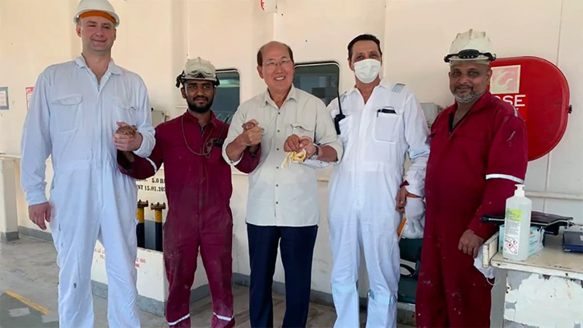 El Secretario General de la OMI visita los puertos de Odesa y Constanza