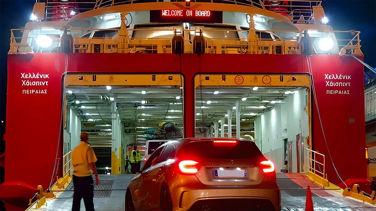 Los puertos de Algeciras y Tarifa acumulan más de 380.000 personas embarcadas en lo que llevamos de OPE