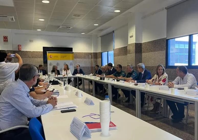 La directora general de Protección Civil preside la reunión de balance de la OPE 2024 en el puerto de Algeciras
