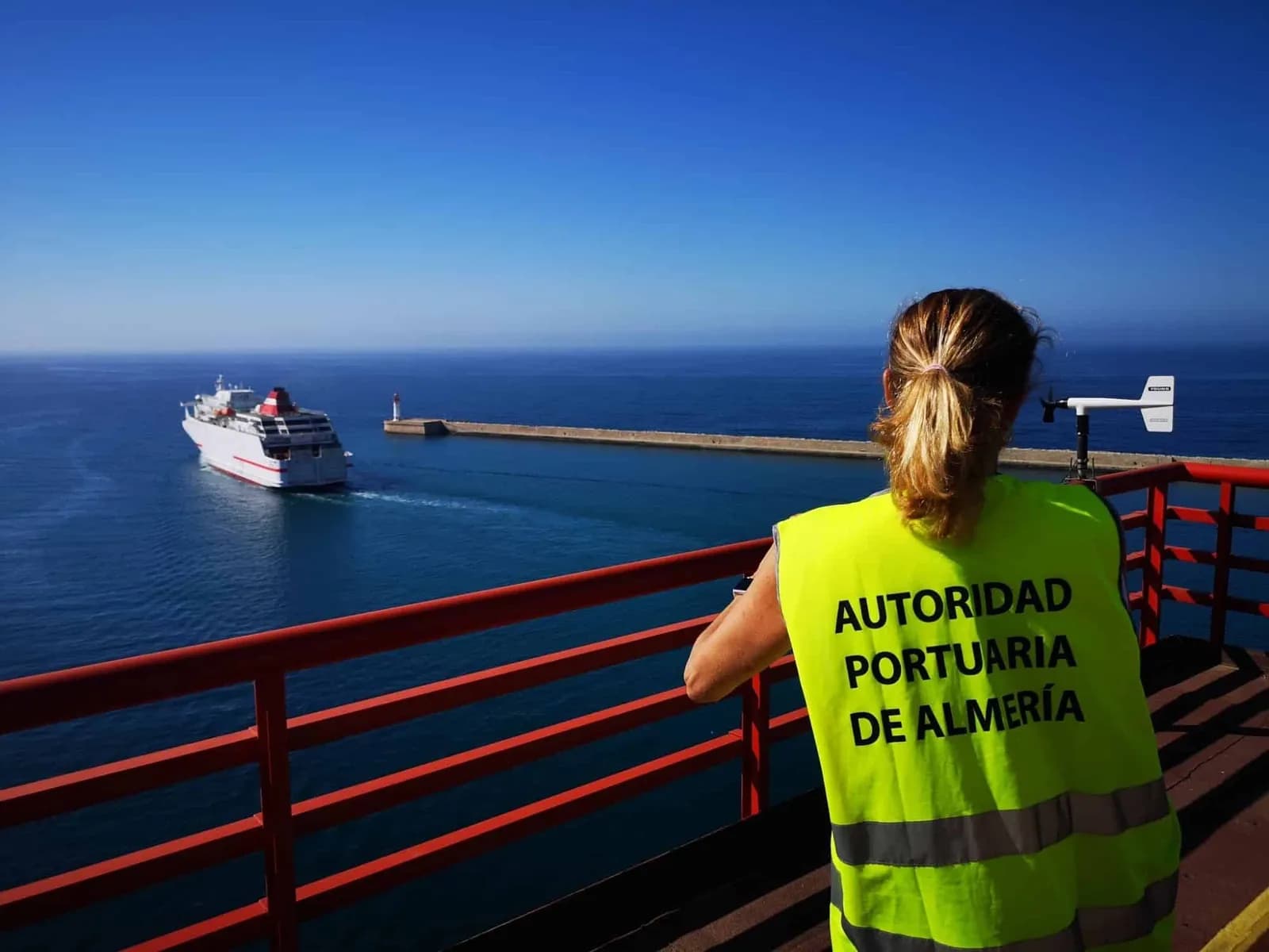 El Puerto de Almería registra este fin de semana la mayor afluencia de pasajeros de la OPE
