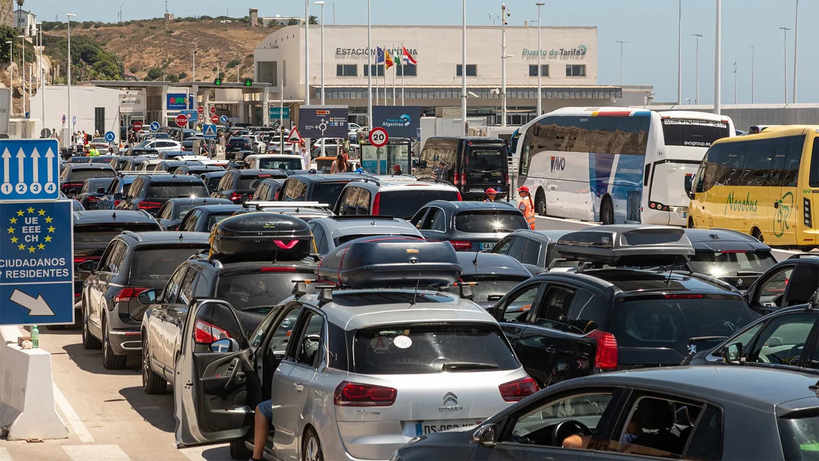 Los empresarios de Tarifa valoran positivamente la respuesta institucional y exigen actuaciones concretas para la OPE