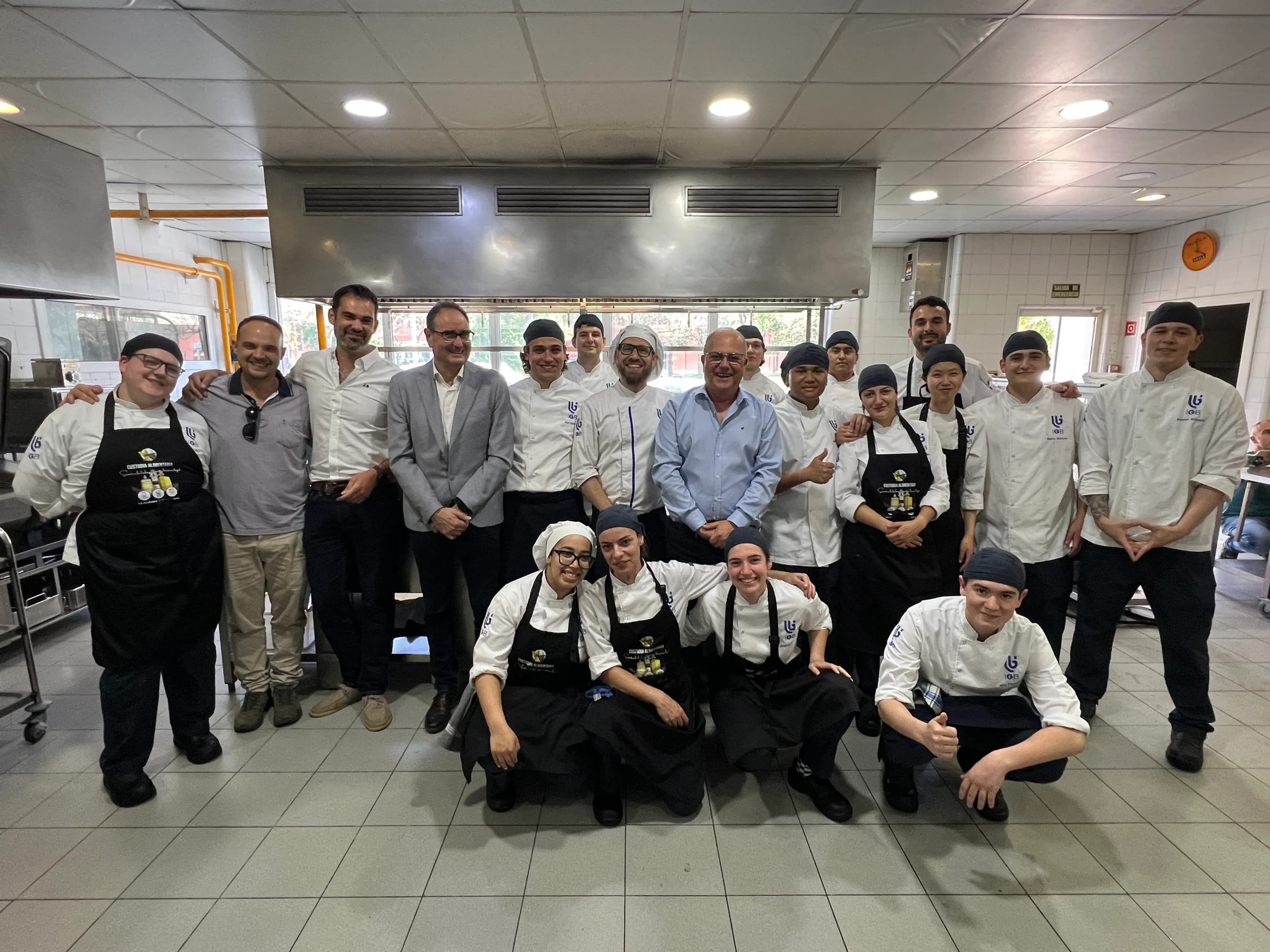 OPP72 acerca la pesca artesanal a la alta cocina con una formación en Barcelona