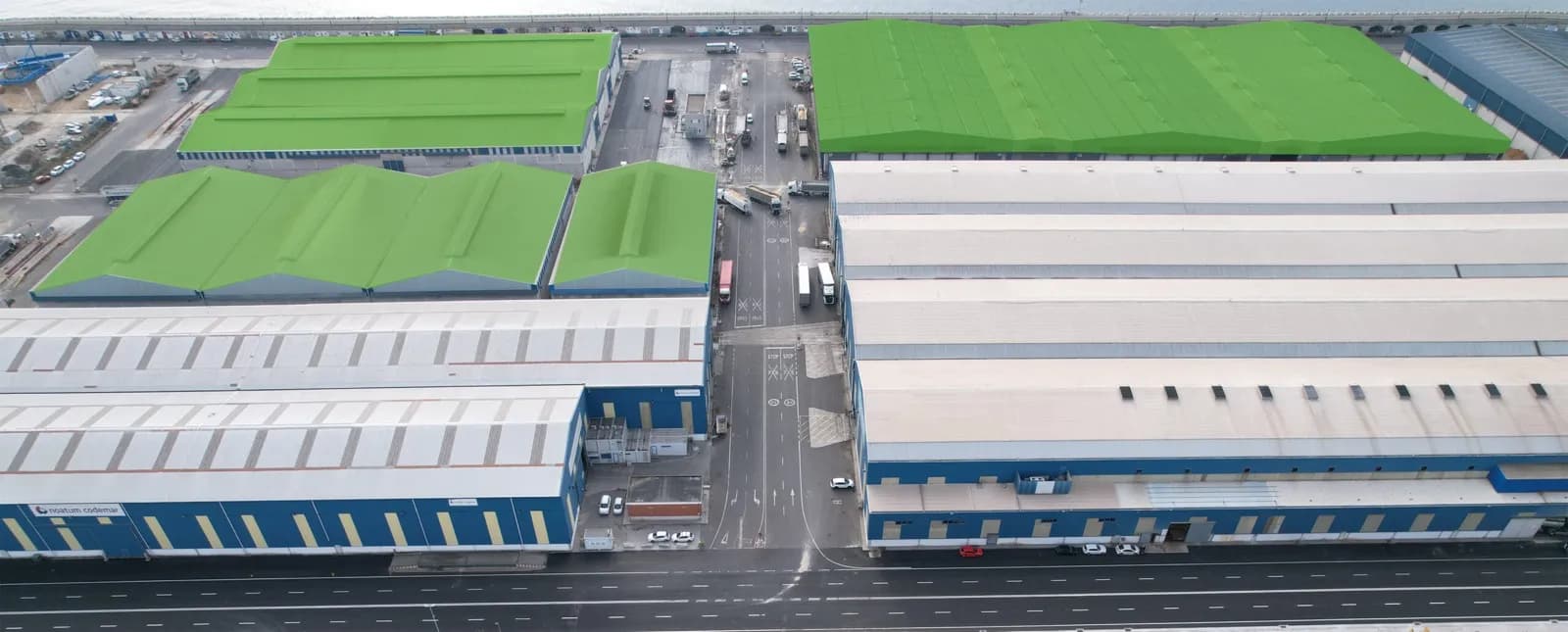 El Puerto de Tarragona amplía la concesión administrativa a ERSHIP y promueve un proyecto de placas fotovoltaicas