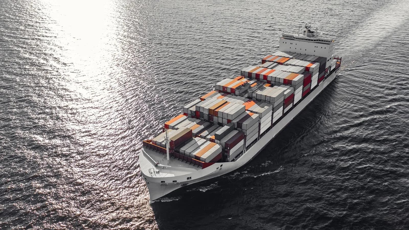 Las entregas de buques portacontenedores alcanzan un nuevo récord anual de 1 millón de TEUs