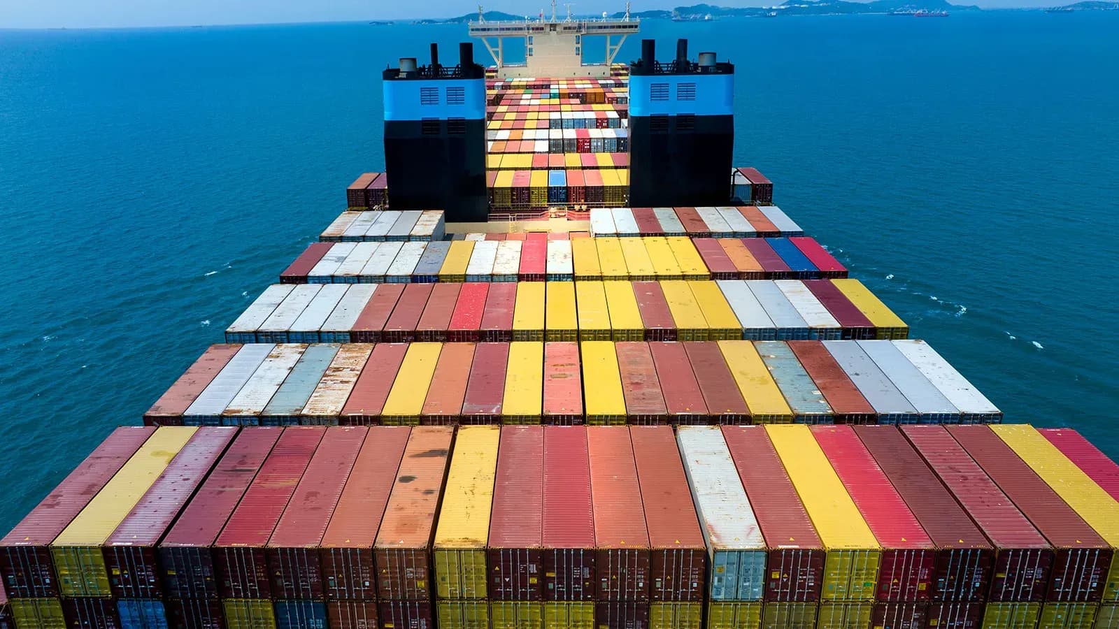 La puntualidad global de las navieras sube al 62,4% en abril y alcanza su mejor registro de 2026