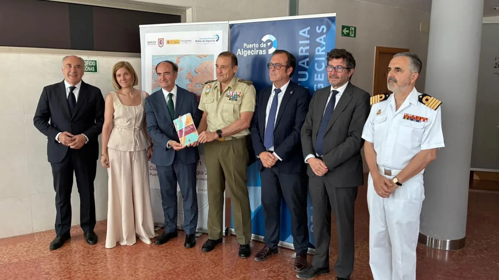 The Port of Algeciras hosts the presentation of the Strategy Notebook on ports and national defense