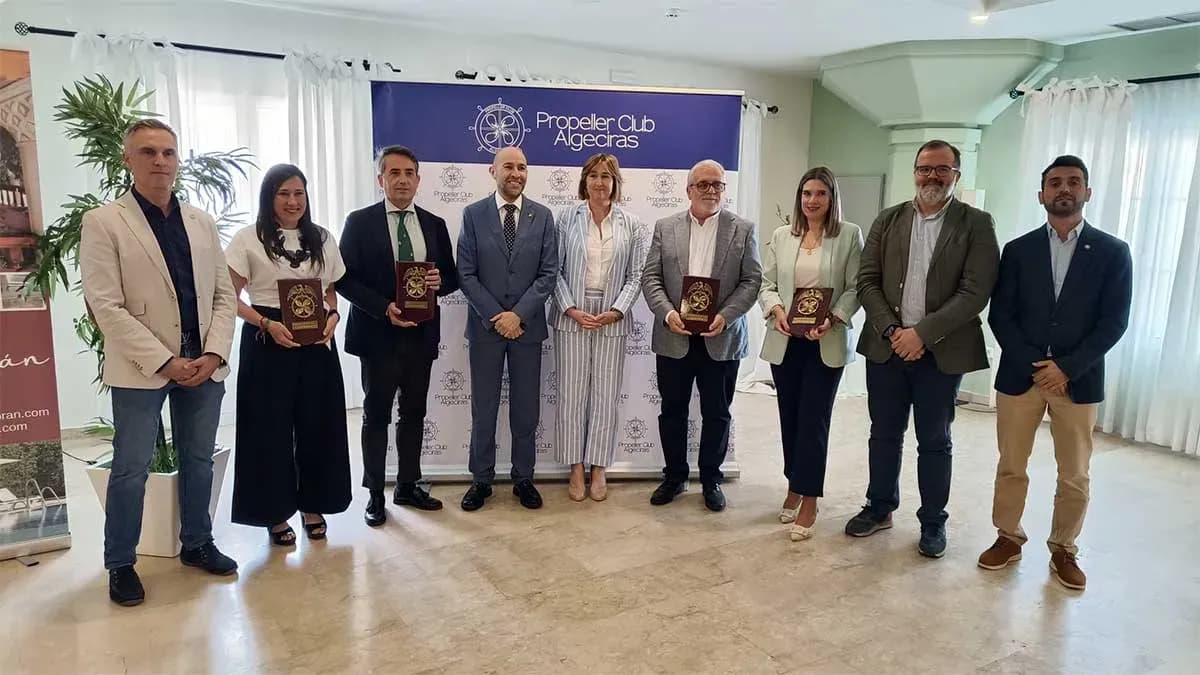 Representantes políticos andaluces debaten los retos logísticos del Campo de Gibraltar en el Propeller Club Algeciras