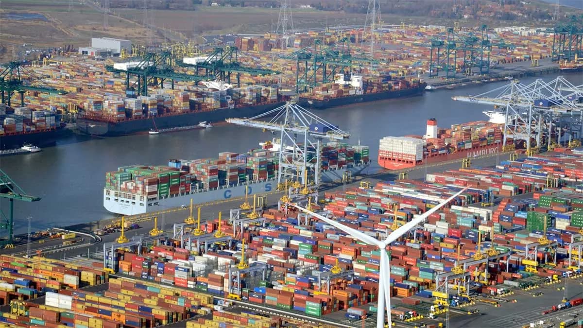 Los puertos europeos acogen con satisfacción la nueva Estrategia Portuaria de la Unión Europea