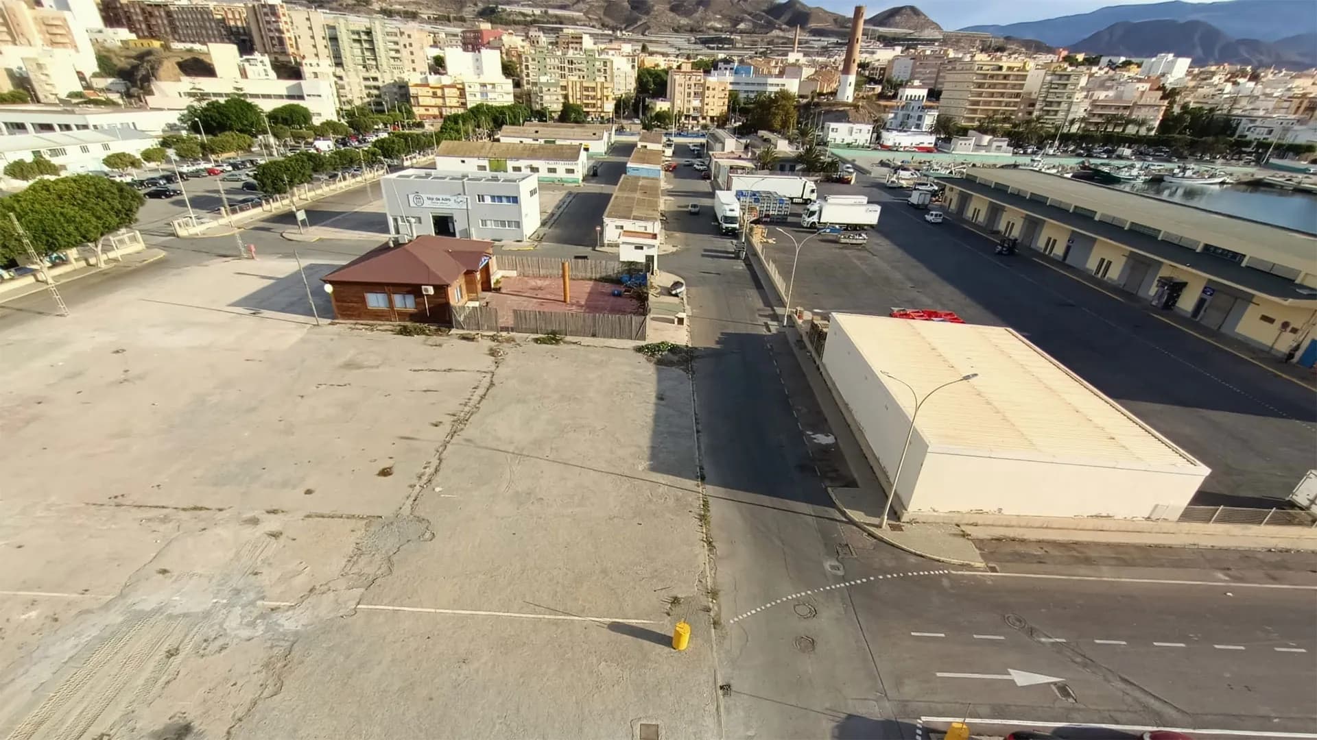 La Junta de Andalucía recibe 37 ofertas para la ejecución de las obras de remodelación del puerto pesquero de Adra