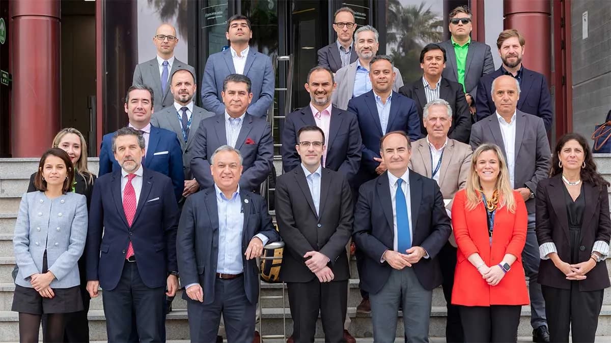 El Puerto de Algeciras recibe la visita de una delegación de profesionales de puertos chilenos