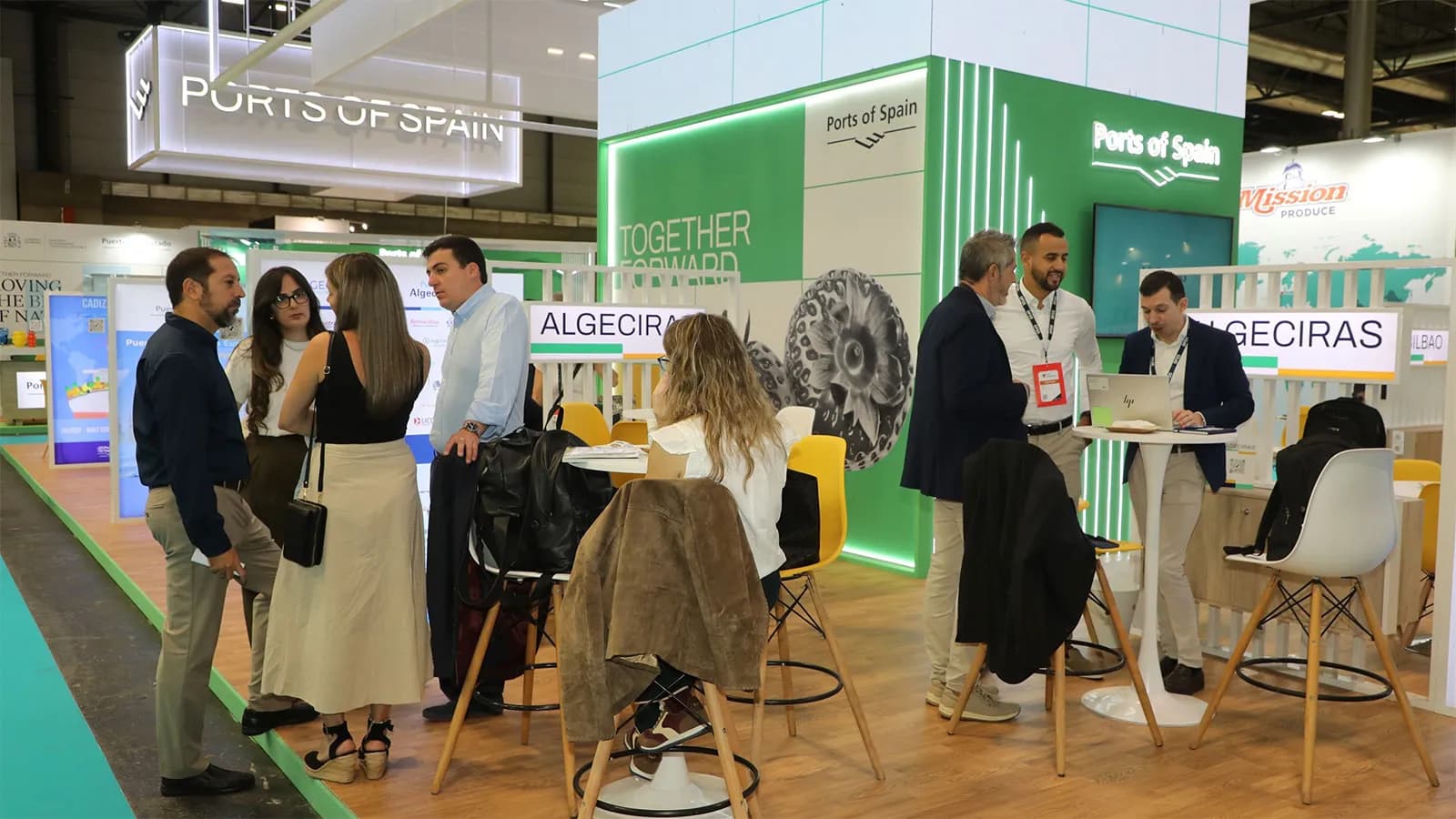 Los puertos españoles exhiben en Fruit Attraction su capacidad logística para productos frescos