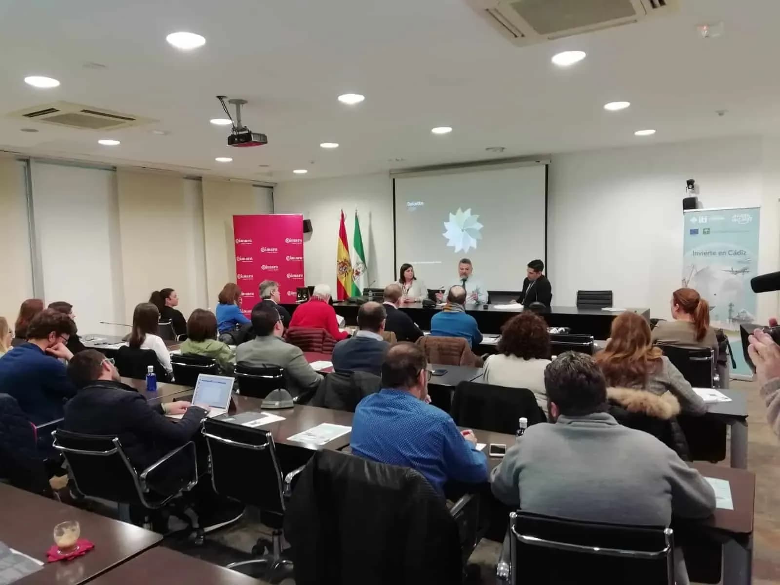 Más de 40 asistentes se forman en una jornada de la Agencia IDEA en Algeciras