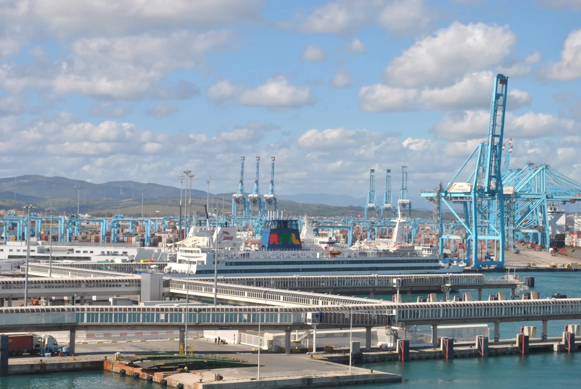 El Puerto de Algeciras impulsa la colaboración público-privada