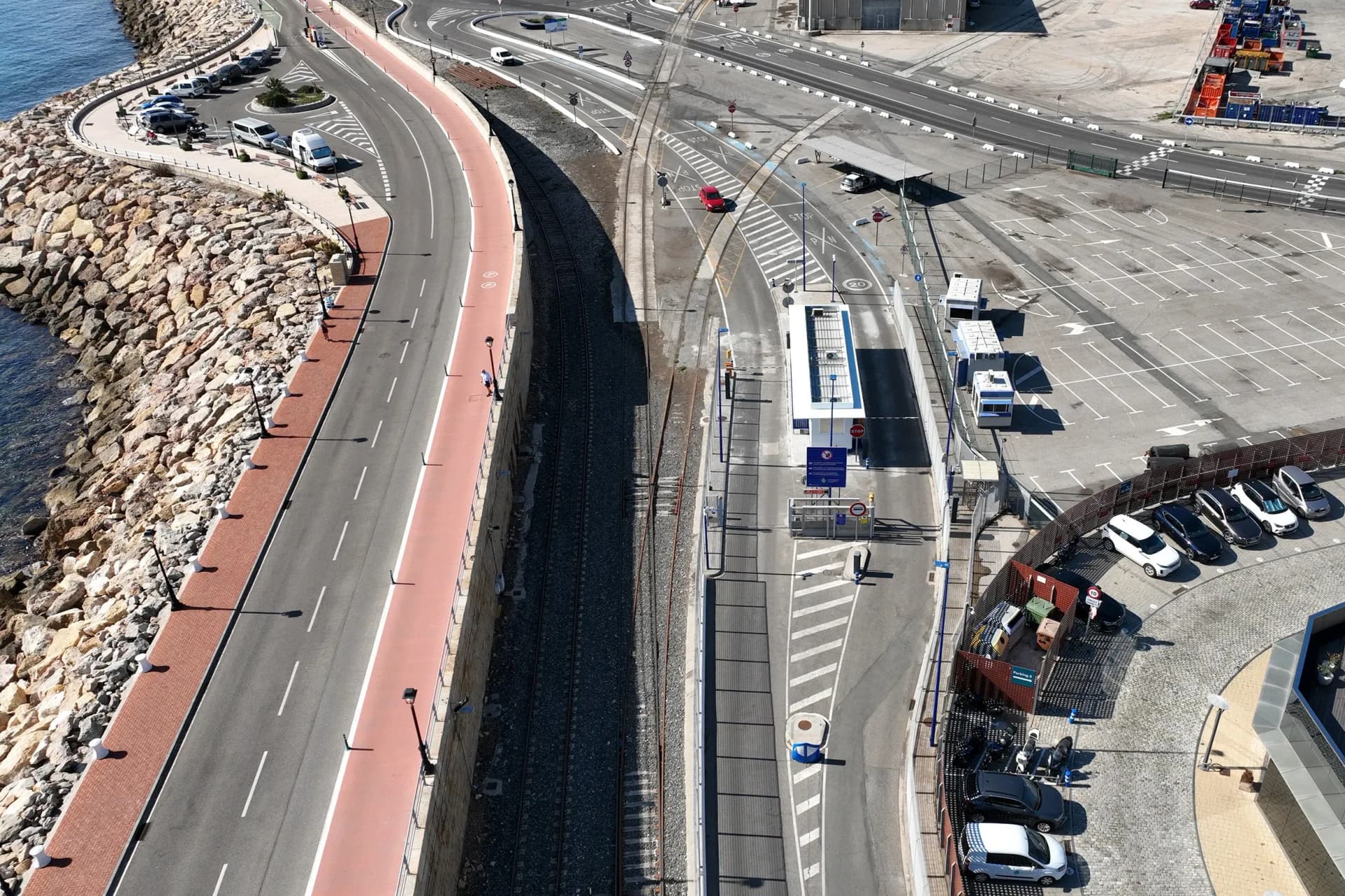 El Puerto de Tarragona moderniza los accesos de Levante con nuevos equipos de control