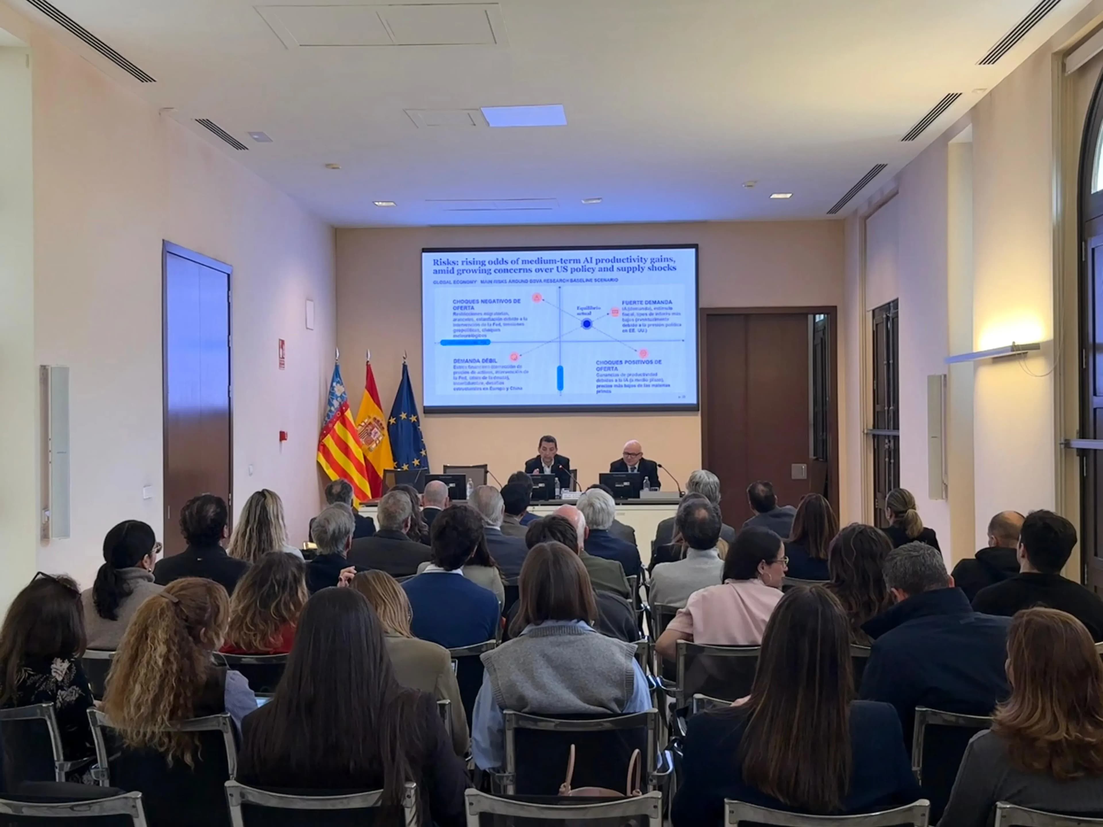 Expertos alertan del impacto geopolítico en las rutas marítimas y las cadenas de suministro