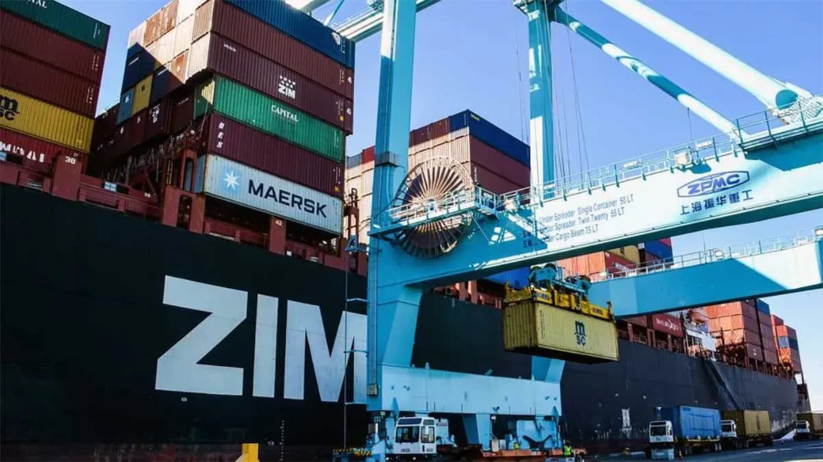 La fusión Hapag-Lloyd/ZIM tropieza con dudas sobre su conformidad legal y una filtración de la oferta de Maersk