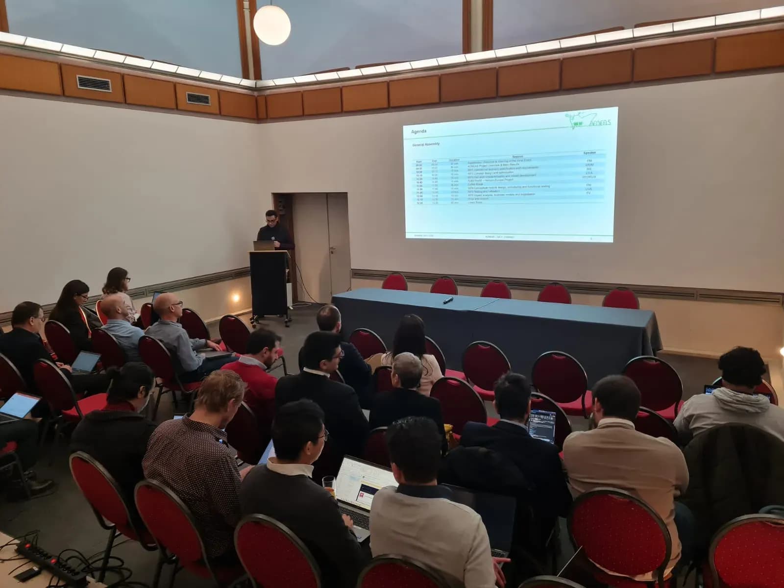 El proyecto europeo AENEAS valida soluciones avanzadas de almacenamiento energético para buques