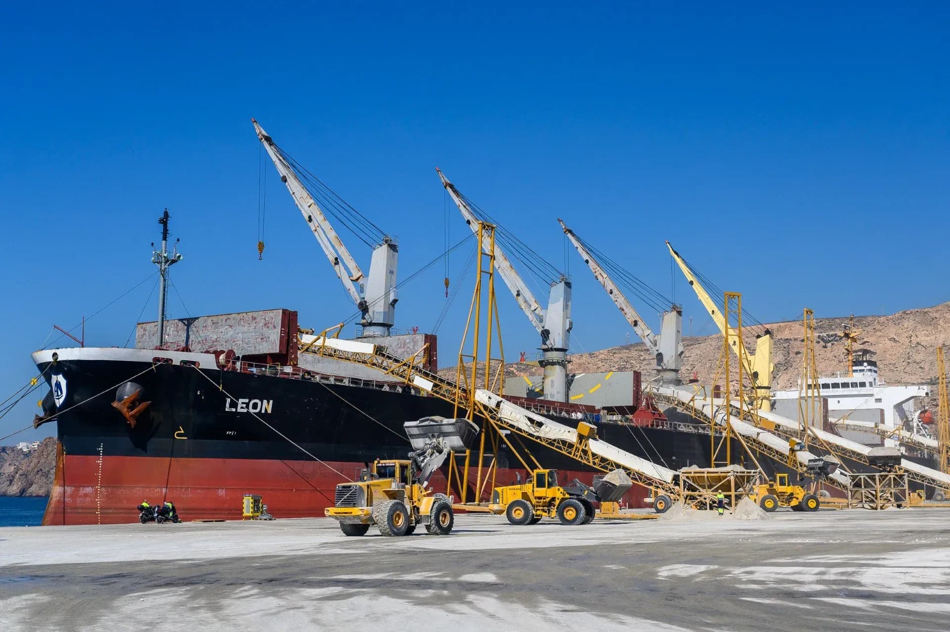 Los puertos de Almería y Carboneras superan los 6 millones de toneladas en 2025 y crecen un 10,1%