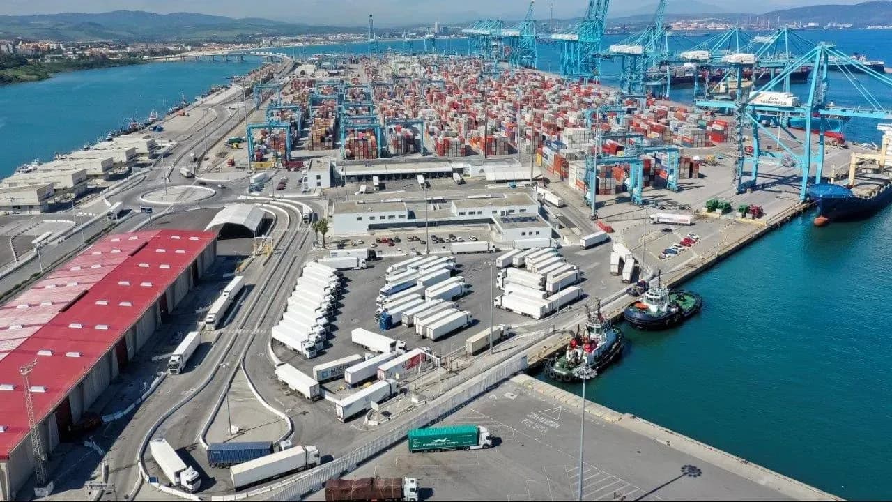 La APBA iniciará en febrero la demolición del tinglado del puerto de Algeciras dentro del Plan Hércules