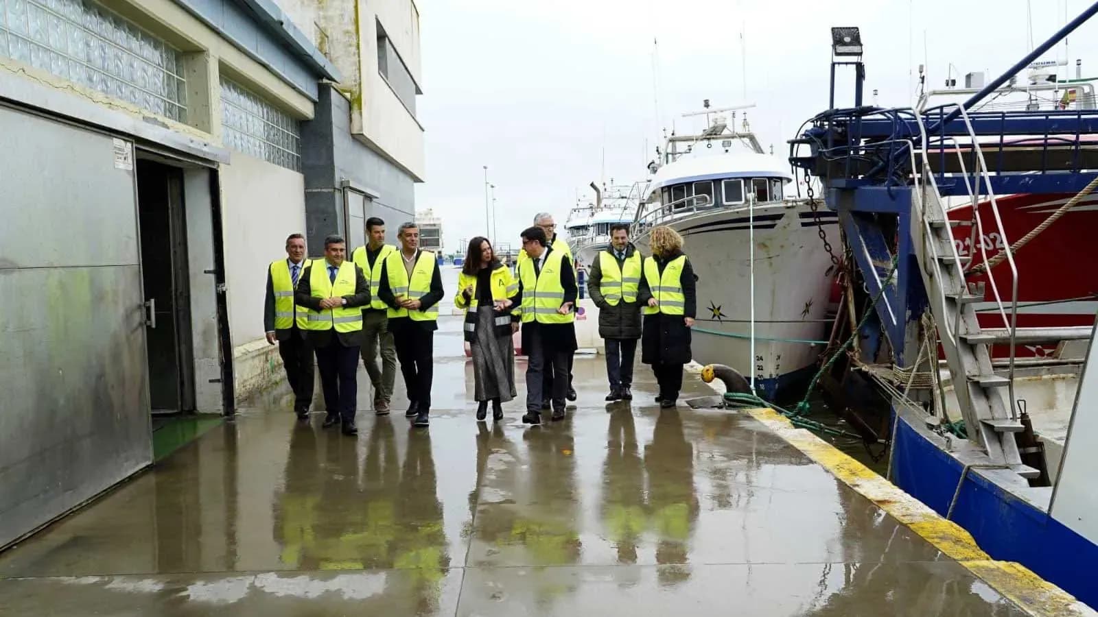 La Junta de Andalucía inicia la reforma y ampliación de la lonja del puerto de Ayamonte con una inversión de 470.000 euros
