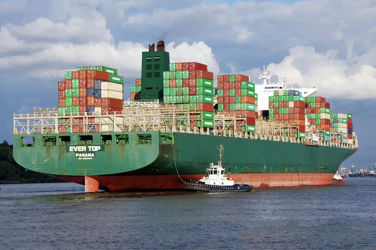 El GCMD identifica un ahorro del 7,9% en emisiones mediante captura de carbono en el portacontenedores Ever Top