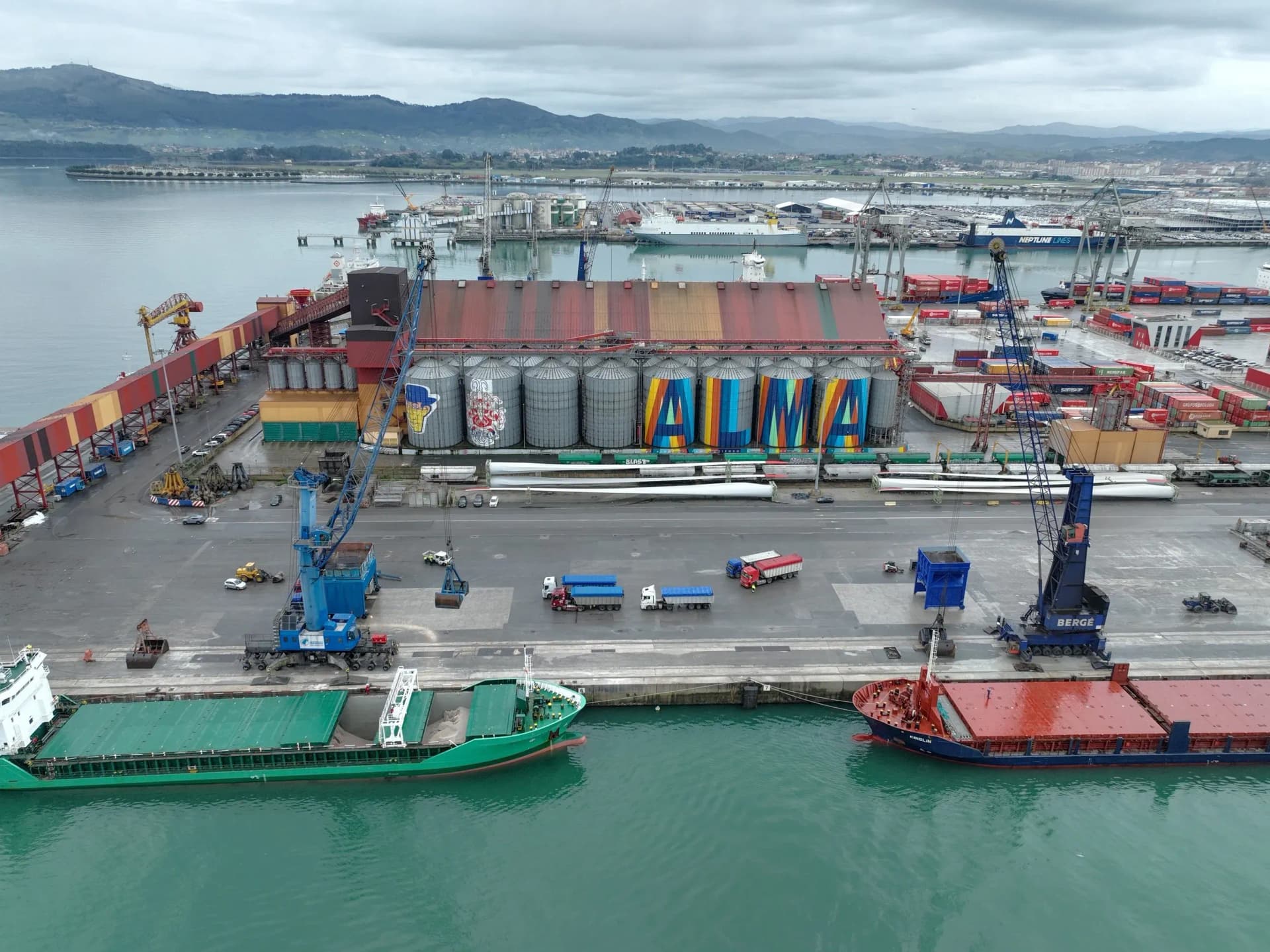 Serveo Servicios e Imesapi optan al contrato de mantenimiento del Puerto de Santander