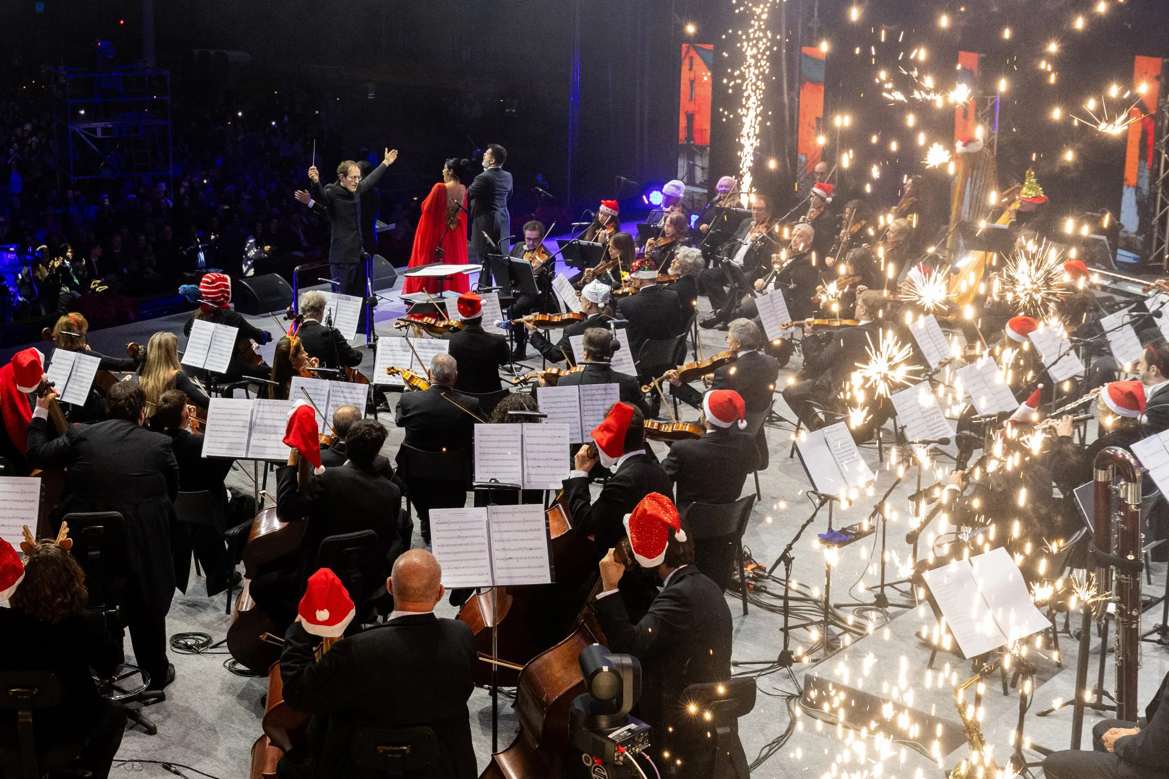 El Concierto de Navidad de Puertos de Tenerife reúne a 8.500 personas y alcanza a 204.000 espectadores en La 2
