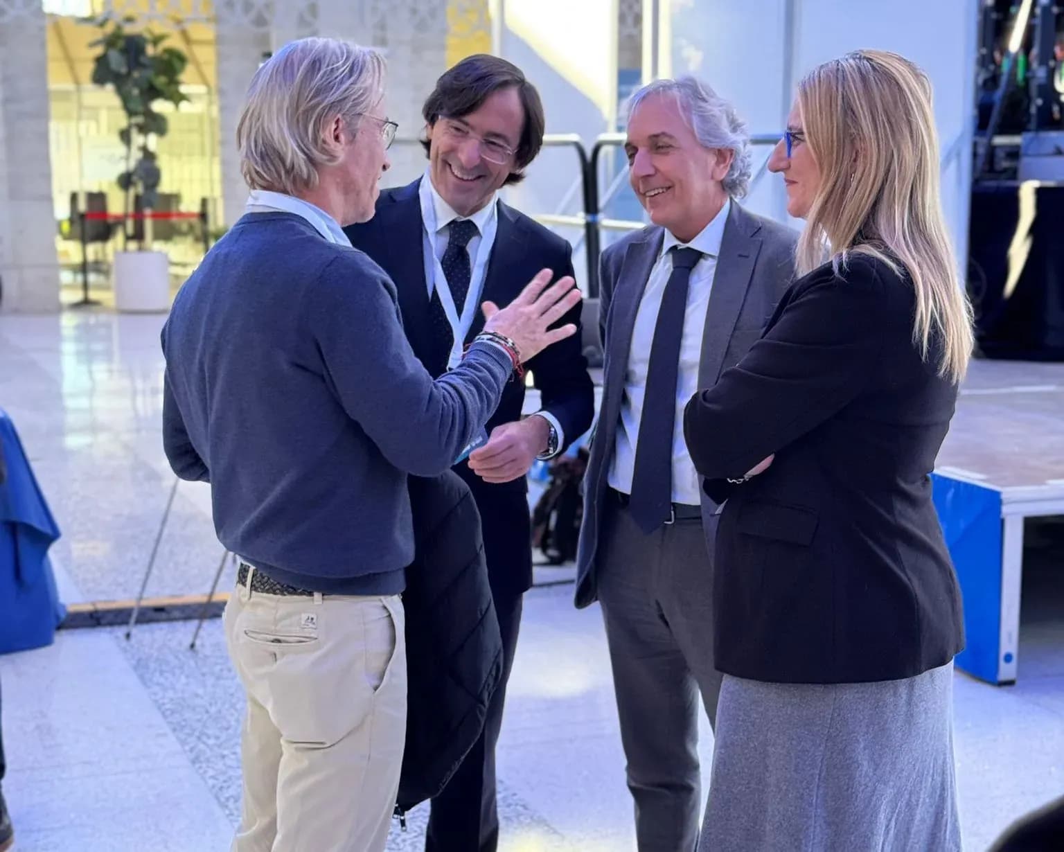 El Puerto de Alicante valida con éxito una solución basada en algas para regenerar aguas portuarias y reducir la contaminación
