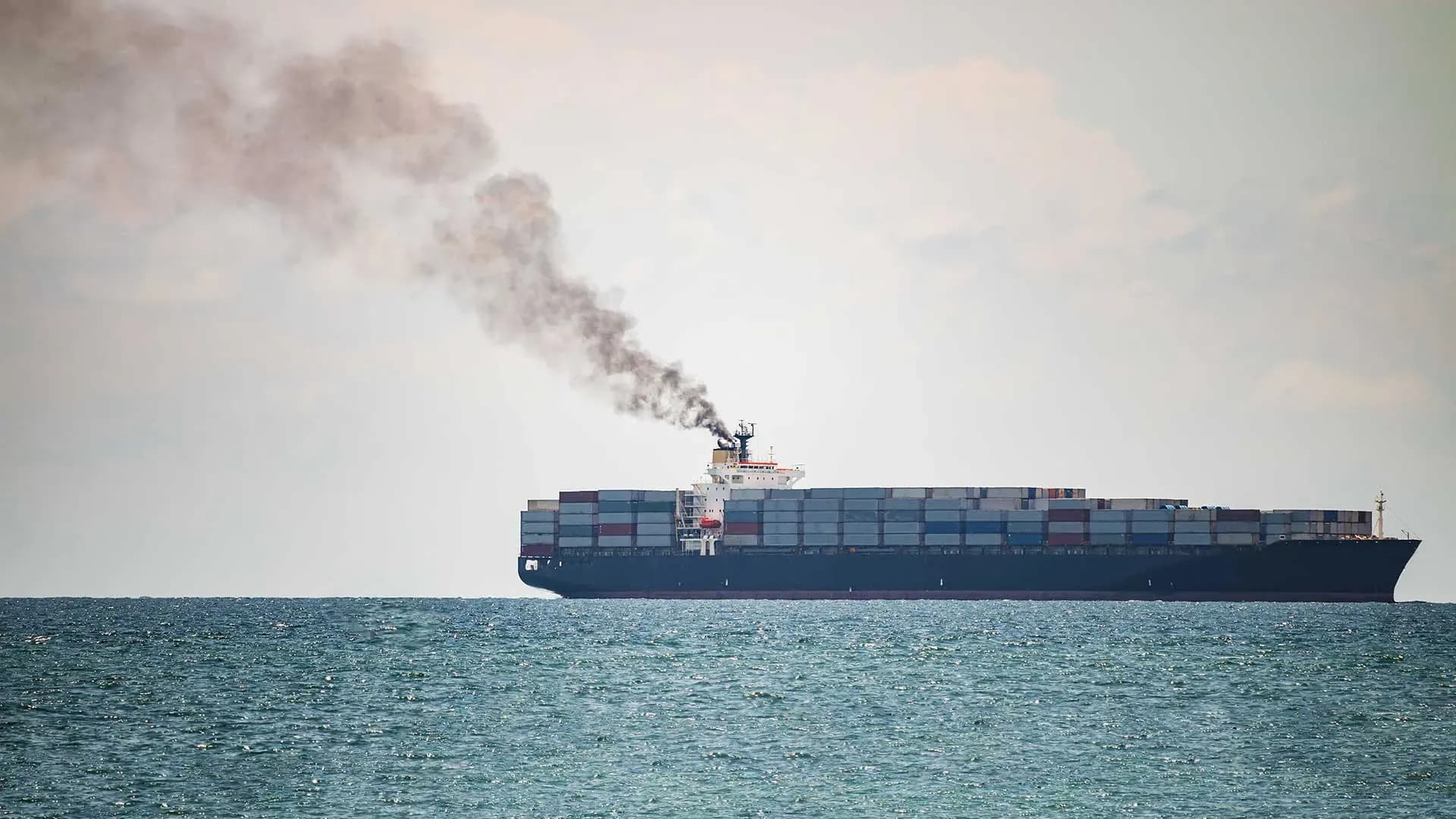 Spain reinvests less than 5% of what it collects from CO₂ emissions in the maritime sector