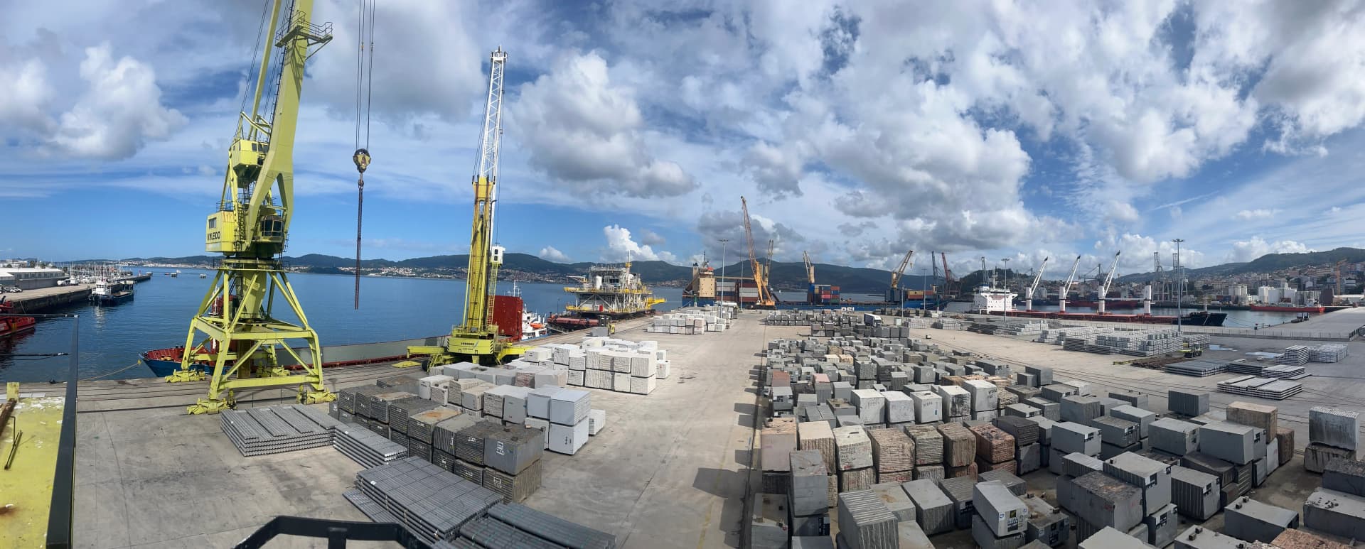 El Puerto de Vigo refuerza su operativa ante el aumento de actividad en la Terminal de Contenedores
