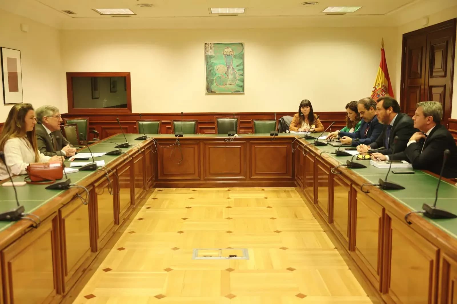 El Ministerio de Transportes supera los 3.000 millones de euros en licitaciones ferroviarias para el Corredor Atlántico en 2025