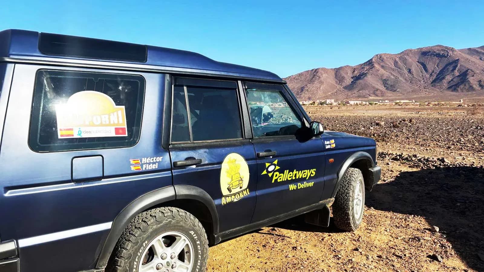 Azur Cargo participa un año más en la expedición solidaria «A Marruecos por los Niños»