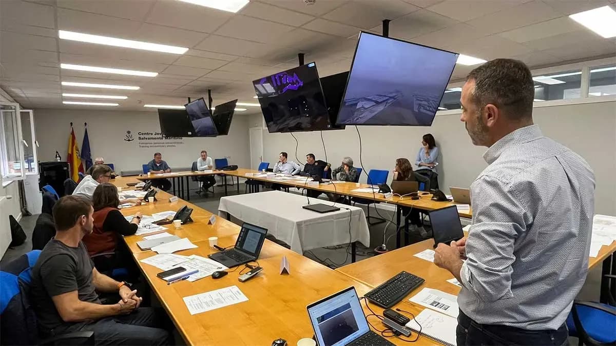 El comité de crisis del Puerto de Tarragona se forma en gestión de emergencias en el Centro Jovellanos
